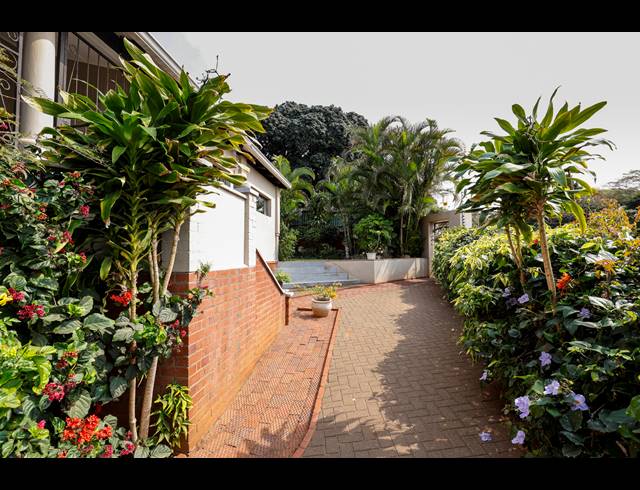 4 BEDROOM HOUSE FOR SALE IN GLENWOOD